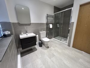 Photo 25- click for photo gallery